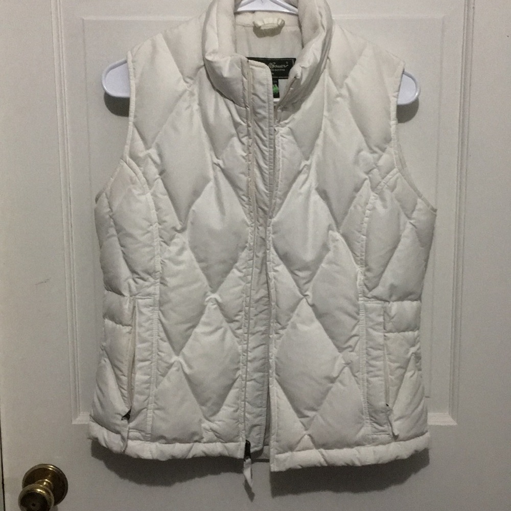 Eddie Bauer white vest